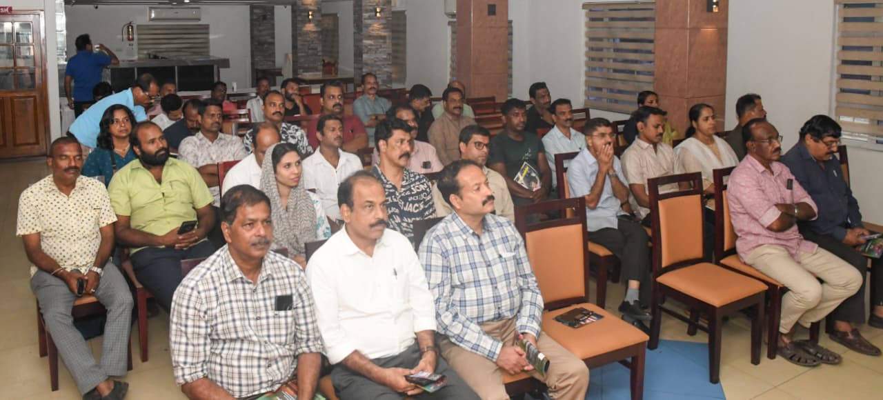 4db27504f7764c3299039b525185a4fd8